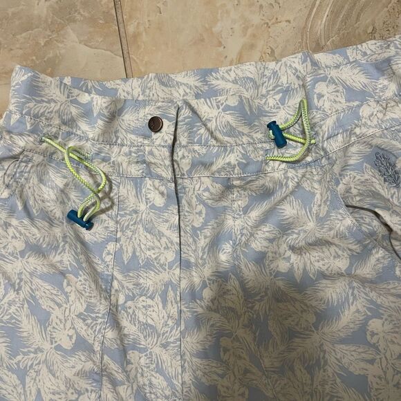 NWT FreePeople Movement Pant size M
High rise - Picture 2 of 5